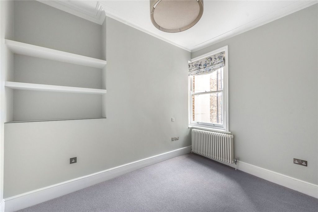 Property photo 3 of 6 Picture No. 06