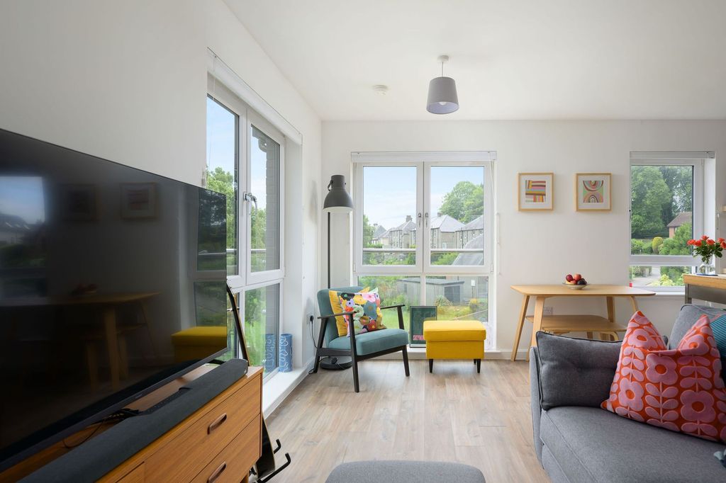 Additional image 6 of 2 bed flat for saleKennedy Court, Stirling FK7