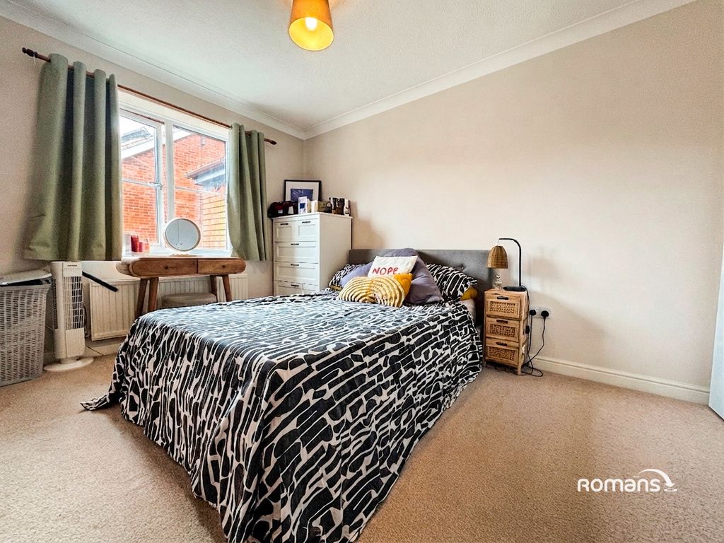 Property photo 2 of 8 Pbox-Img.Jpg