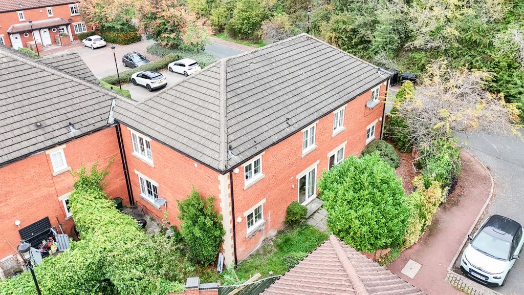 Property photo 1 of 11 External