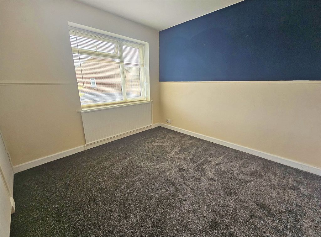 Property photo 3 of 6 Picture No. 06