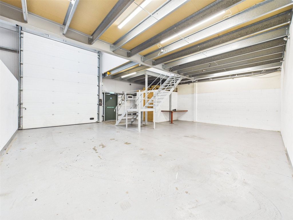 Property photo 3 of 9 Picture No. 04