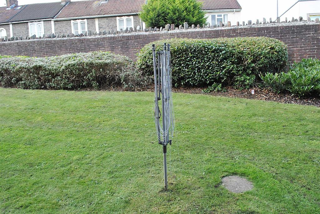 Property photo 2 of 6