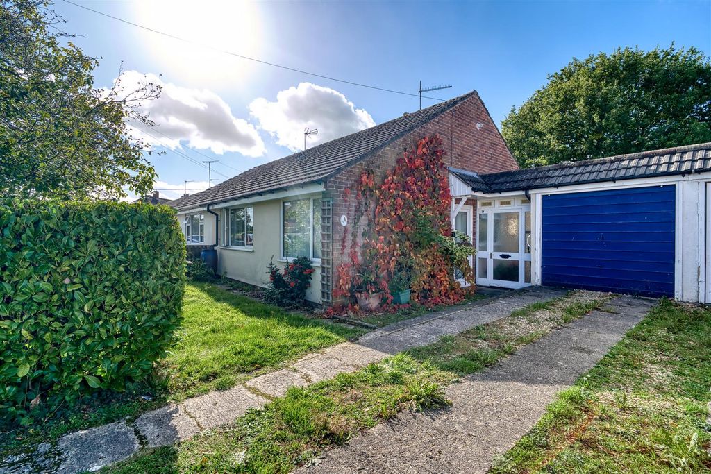 Property photo 1 of 12