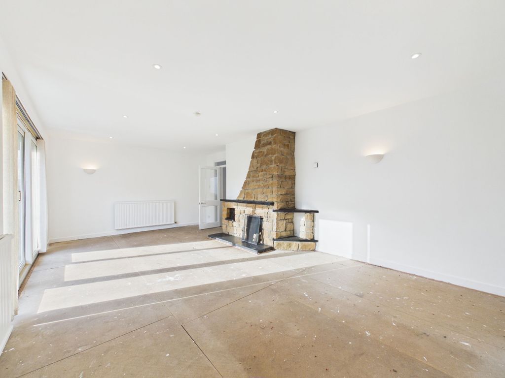 Property photo 3 of 29