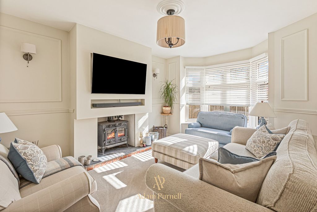 Property photo 3 of 30