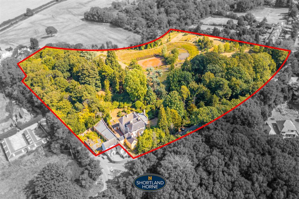 Property photo 1 of 36 Keresleyhouseboundary.Jpg