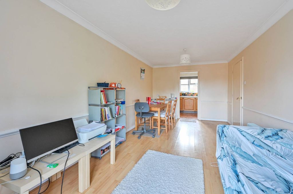Property photo 2 of 4