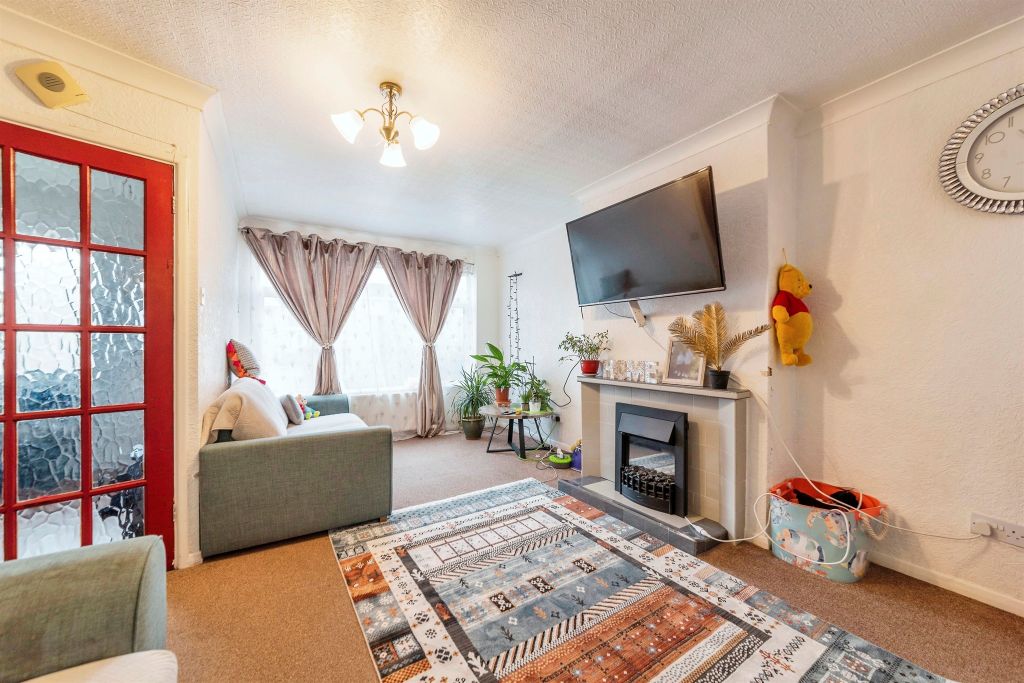 Property photo 3 of 18