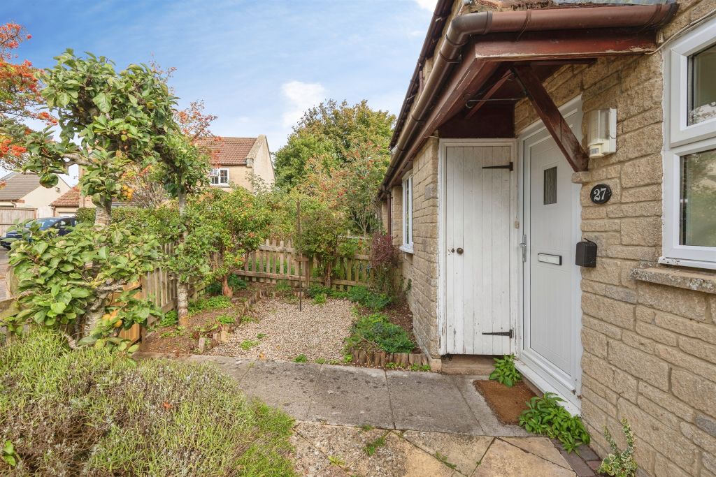 Property photo 2 of 11