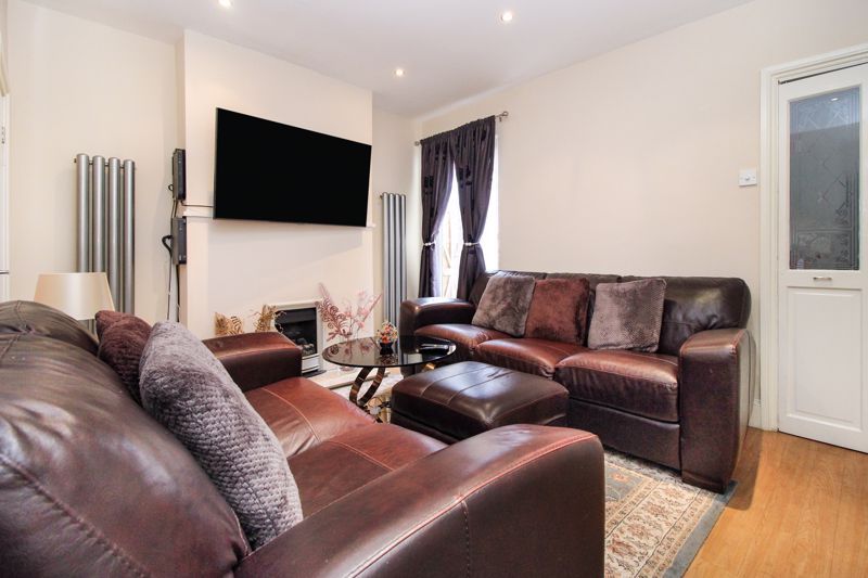 Property photo 2 of 14 Living Room