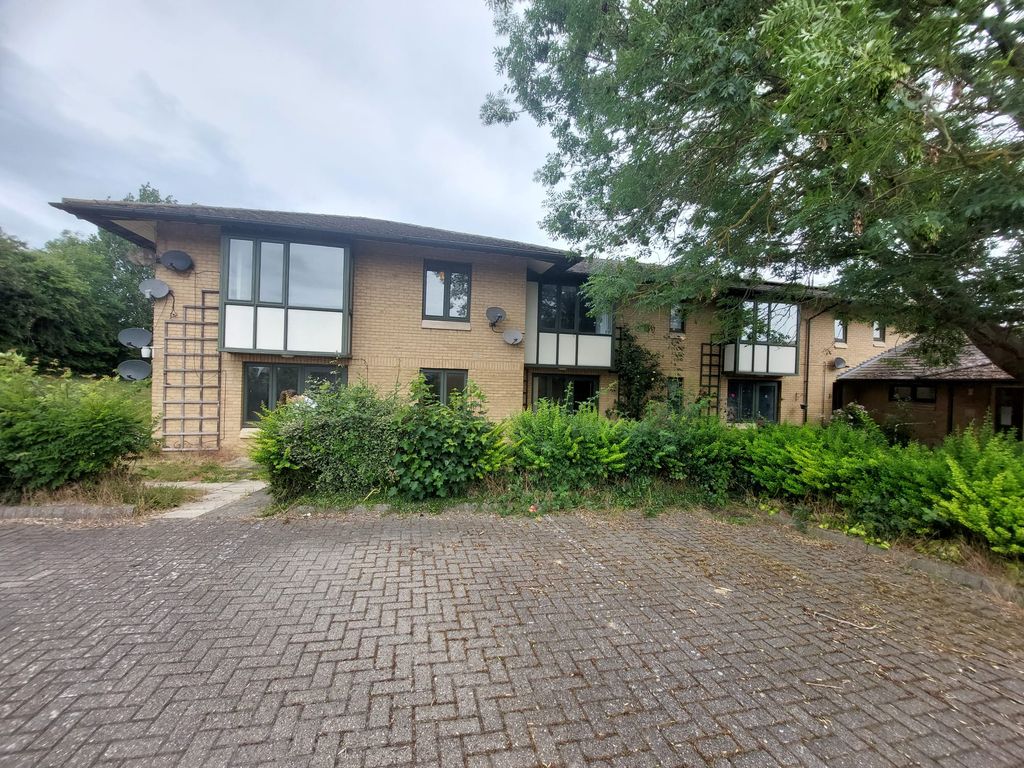 Property photo 1 of 6