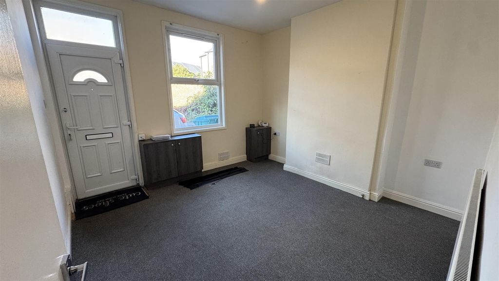 Property photo 2 of 8 Img_1271.Jpg