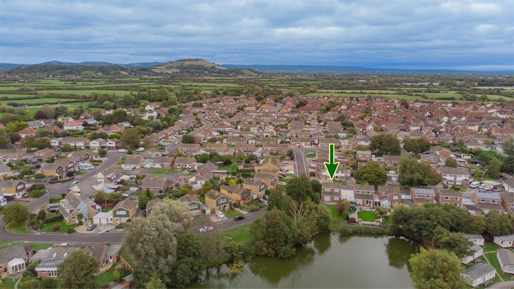 Property photo 3 of 32 Dji_0652-Arrow.Jpg