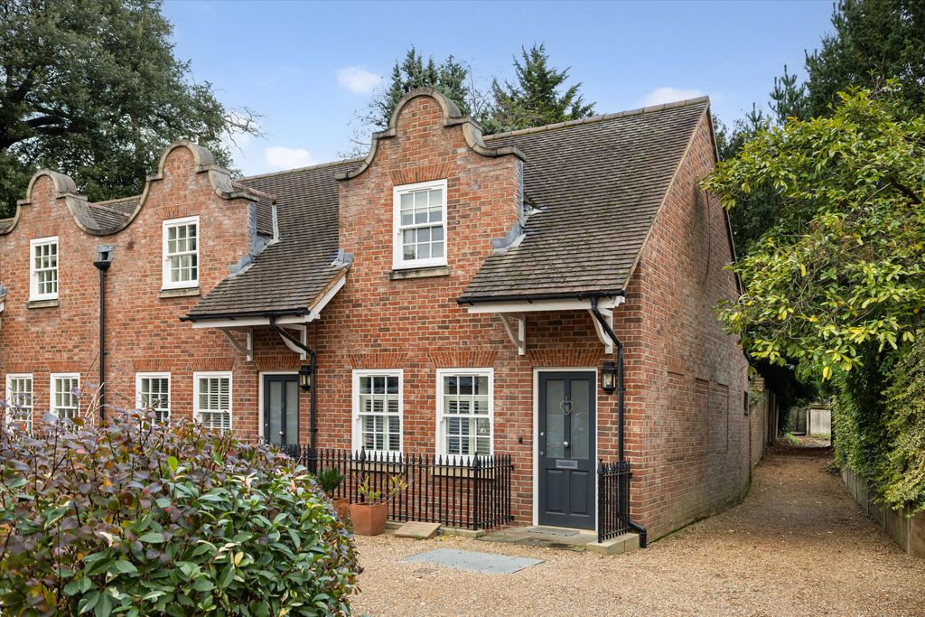 Property photo 1 of 13 Image