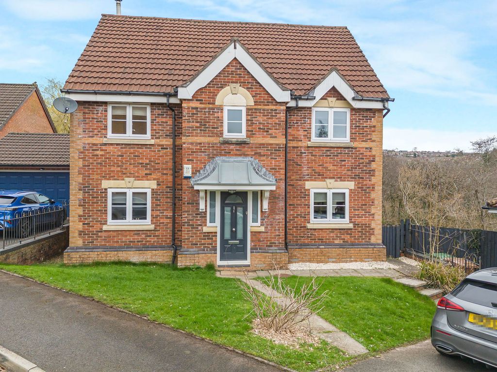 Property photo 2 of 51