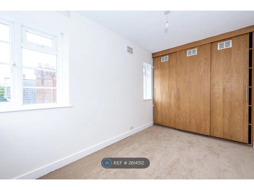 Property photo 3 of 12 Bedroom 1