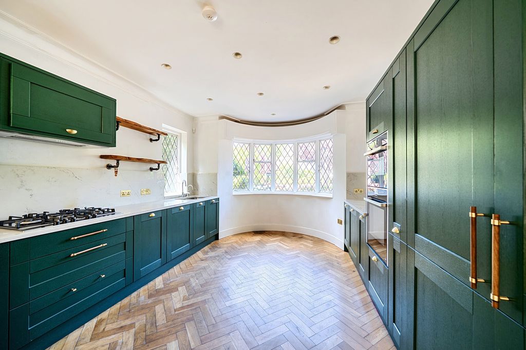 Property photo 3 of 18 1459737-11-6A047A...