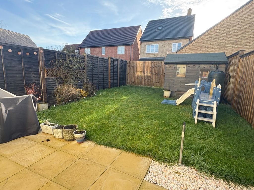 Property photo 2 of 13 3128223