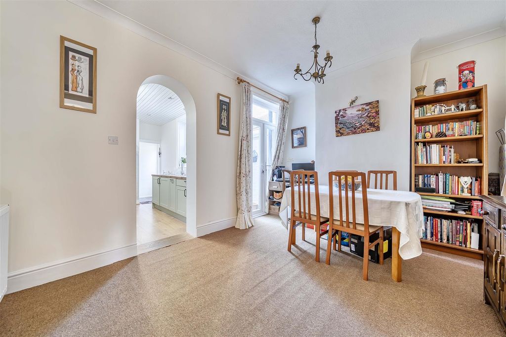 Property photo 2 of 19 Dining Room