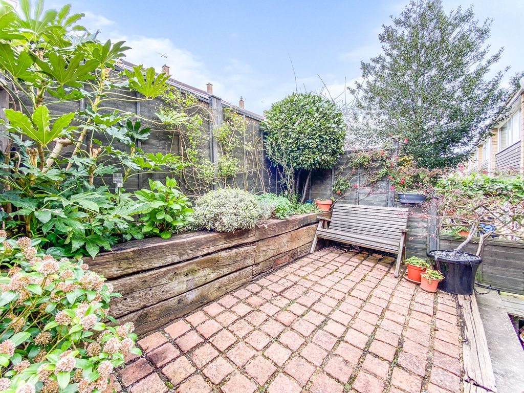 Property photo 3 of 12 5 Alpine Gardens 5APR2022 (39)