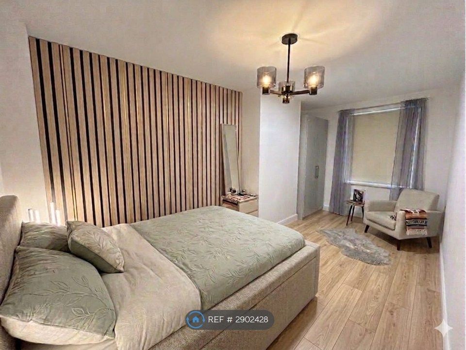 Property photo 2 of 4 Room 2