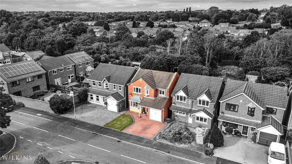 Property photo 2 of 36 Picture No. 03