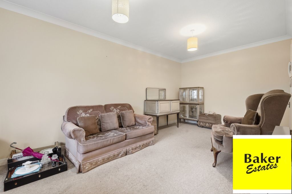 Property photo 3 of 15