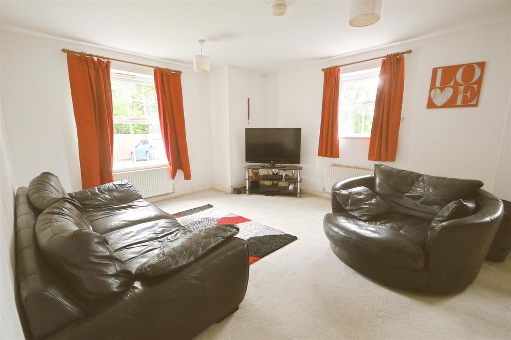 Property photo 2 of 14 7.Jpg