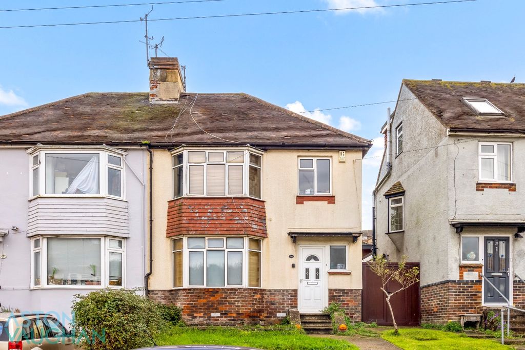 Property photo 1 of 12 4627861