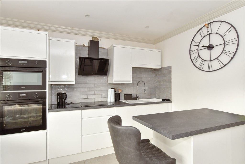 Property photo 2 of 8 Lounge/Diner/ Kitchen