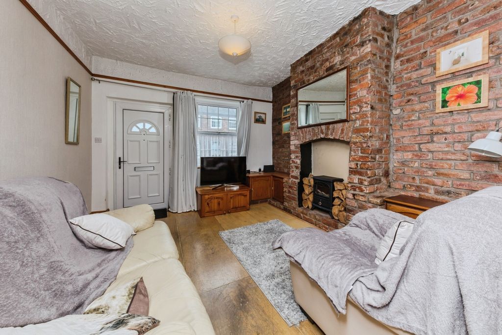Property photo 3 of 16 Pbox-Img.Jpg
