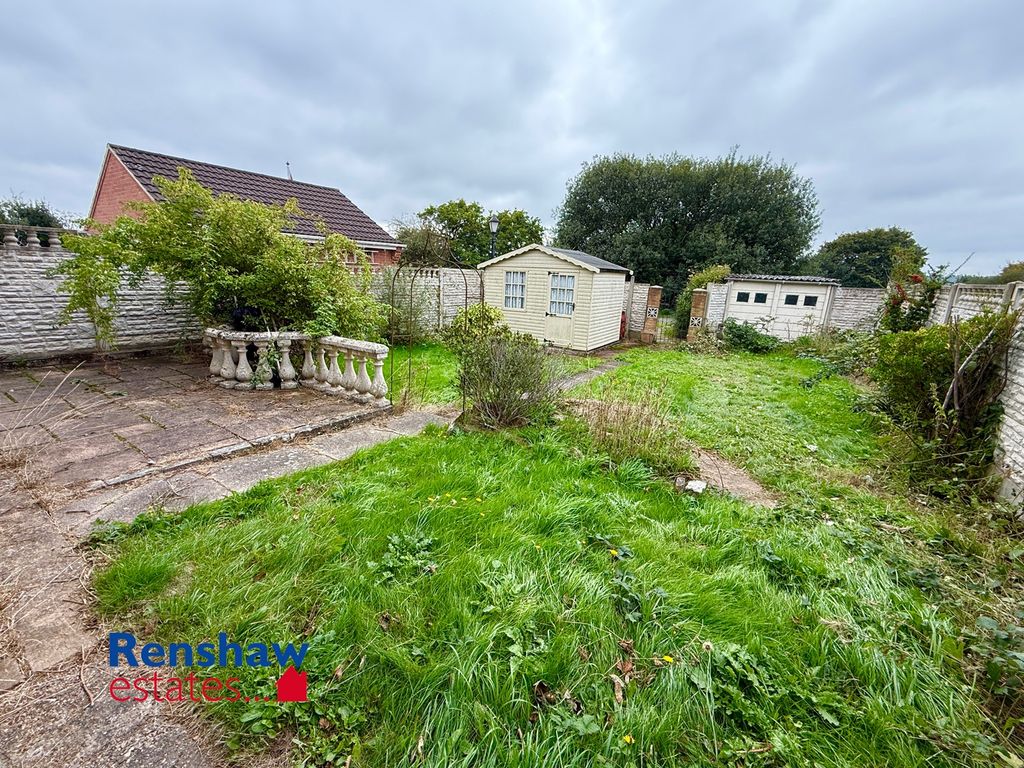 Property photo 2 of 15 R (1)