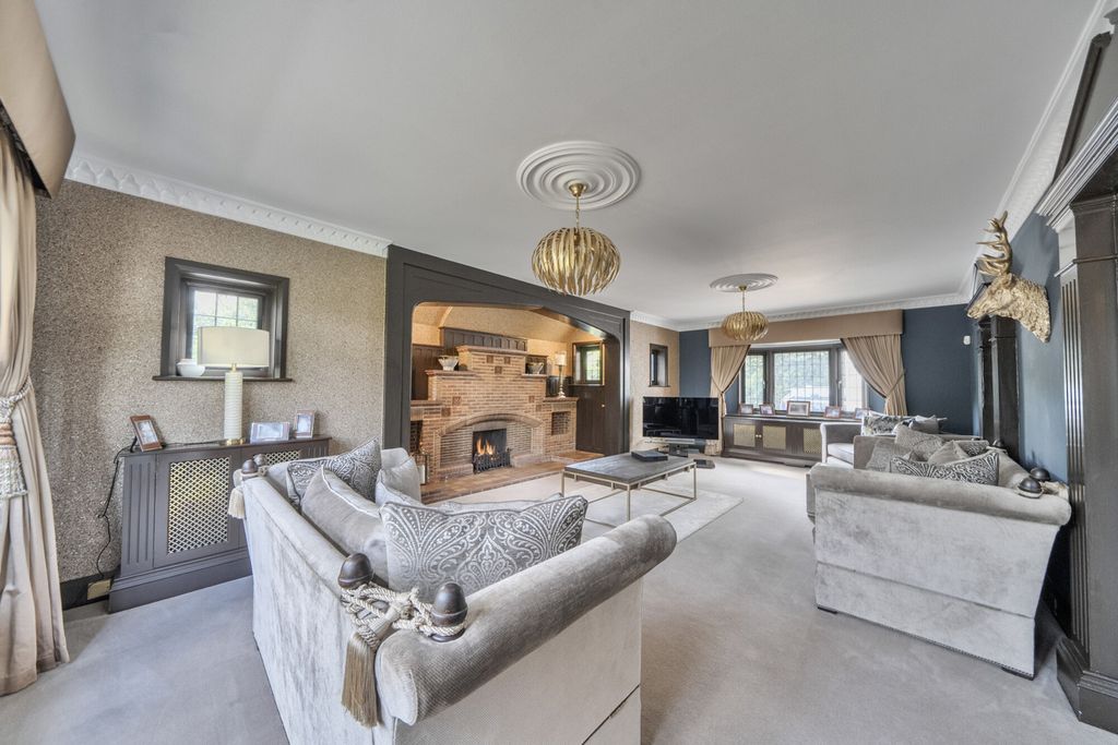 Additional image 25 of 7 bed detached house for saleShirley Church Road, Croydon CR0