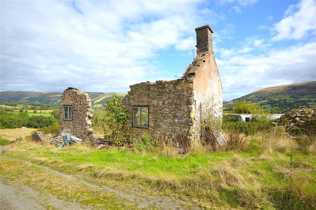 Property photo 3 of 8 Picture No. 07