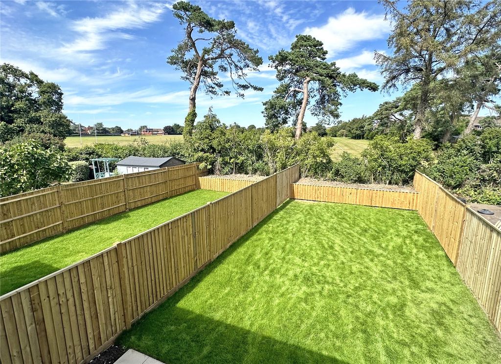 Property photo 2 of 15 Picture No. 06