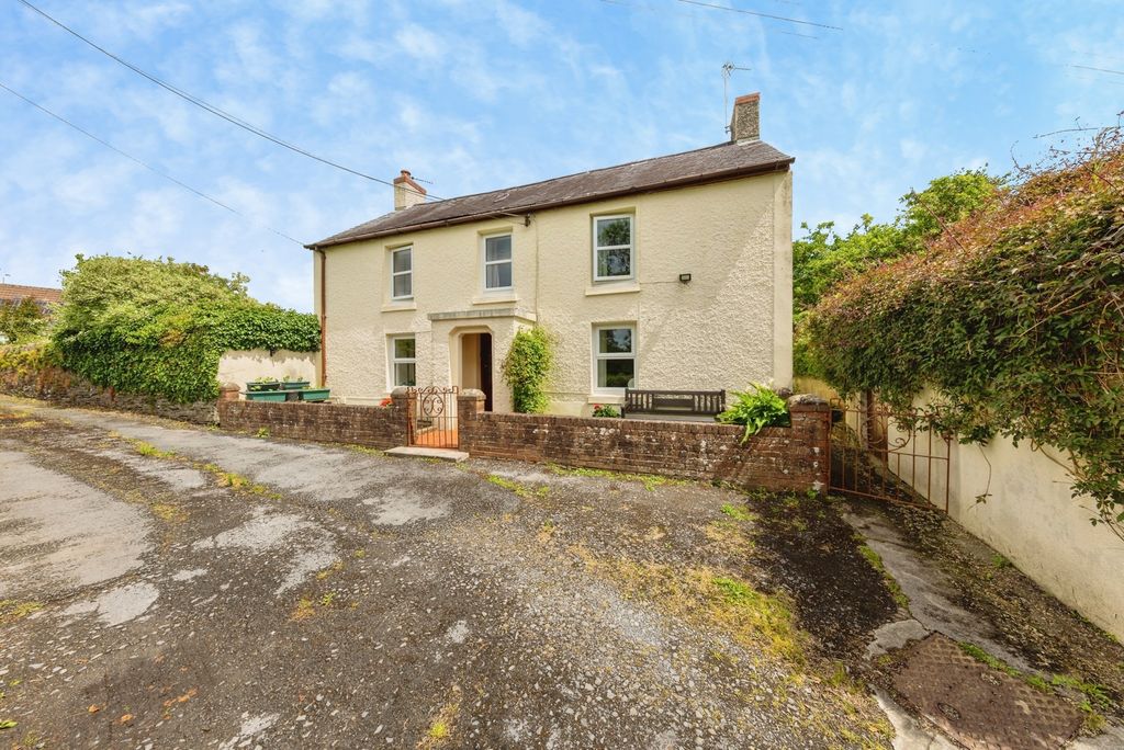 Property photo 1 of 23 Pbox-Img.Jpg