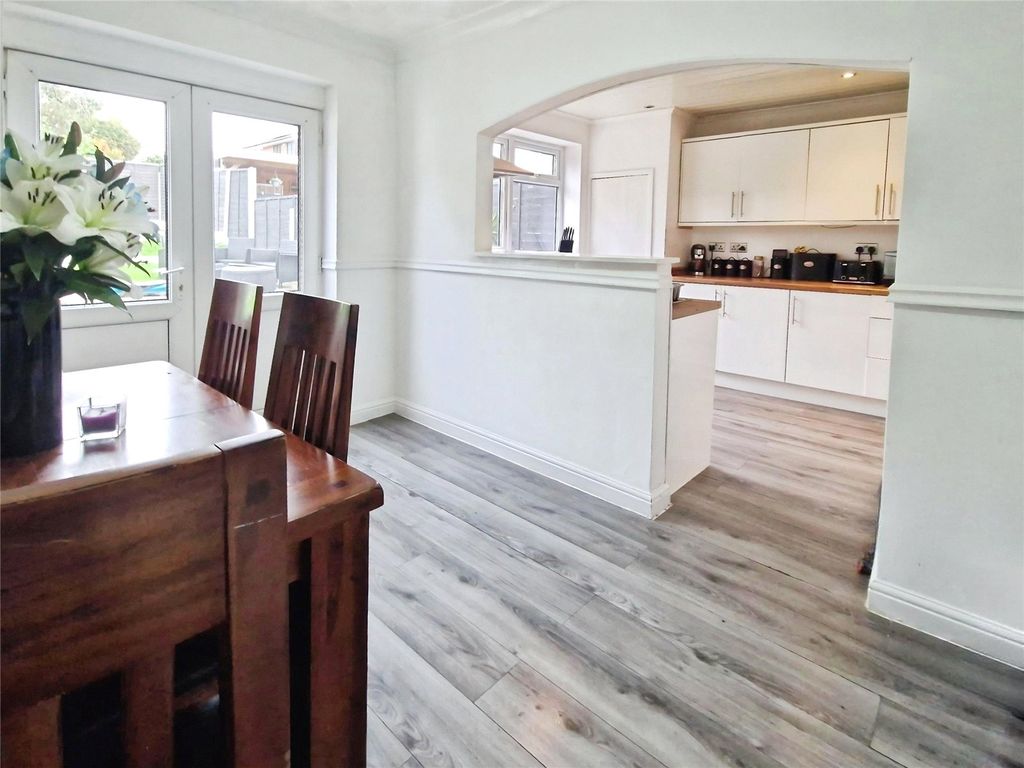 Property photo 3 of 18 Picture No. 20