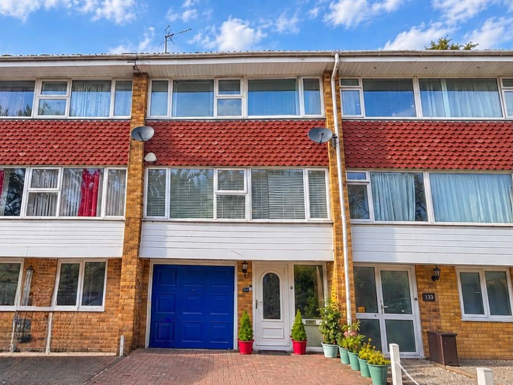 Property photo 1 of 16 5899820