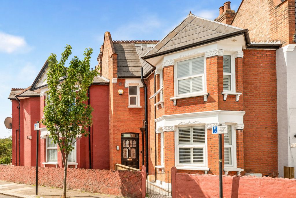 Property photo 1 of 17