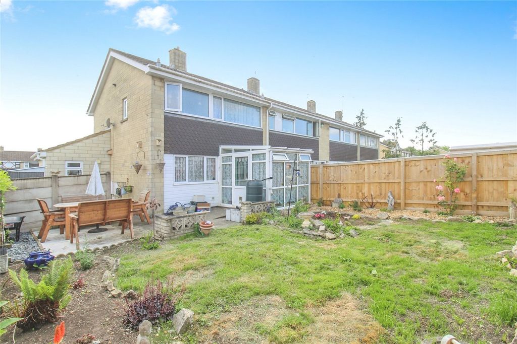 Property photo 2 of 16 Picture No. 02