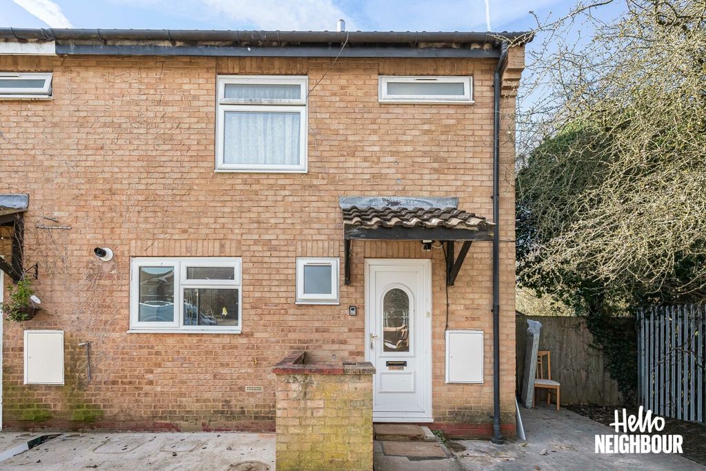 Property photo 1 of 12 Photo 0