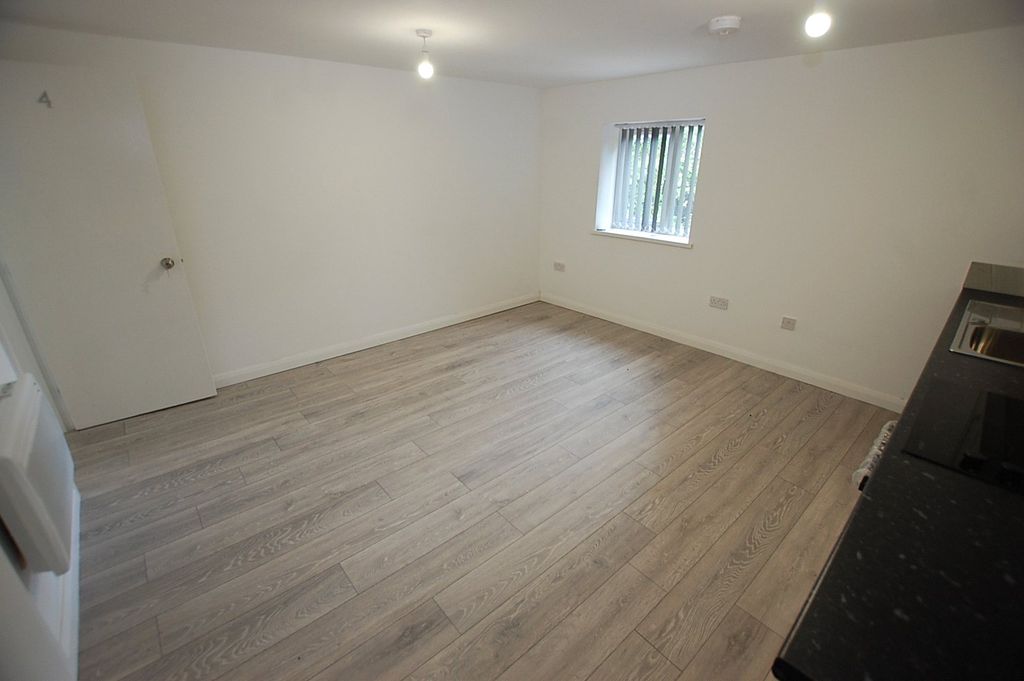 Property photo 2 of 7 Picture No. 05