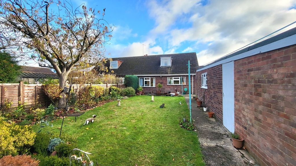 Property photo 2 of 19