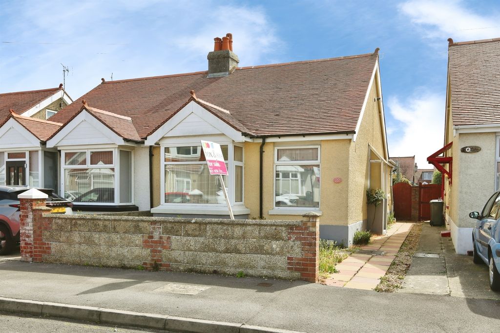Property photo 1 of 11