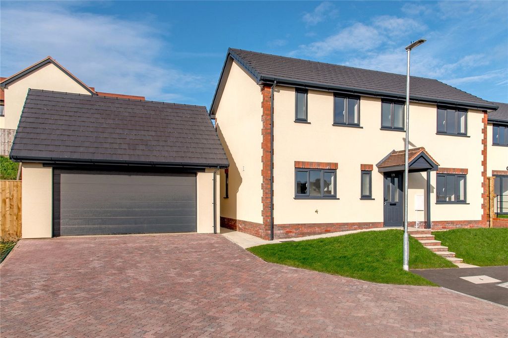 Property photo 1 of 19 Picture No. 21