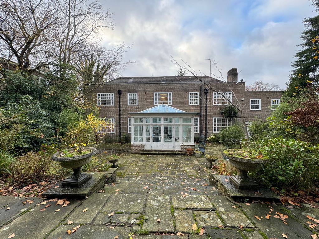 Property photo 1 of 34