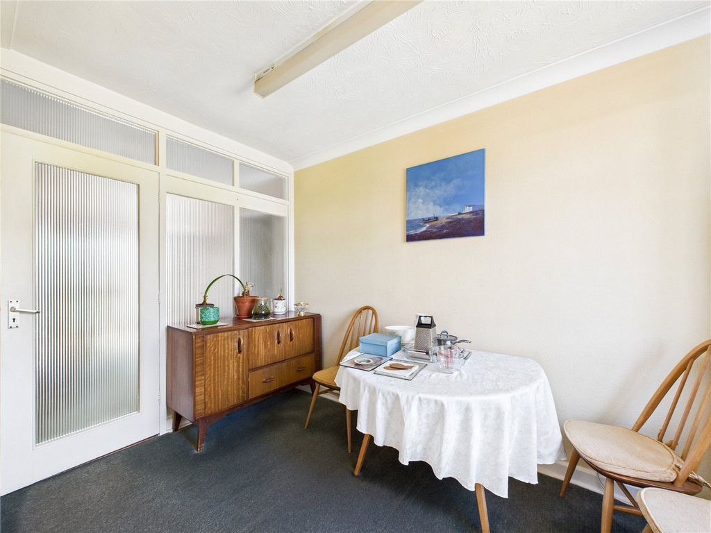 Property photo 3 of 14 3 - Picture No. 08