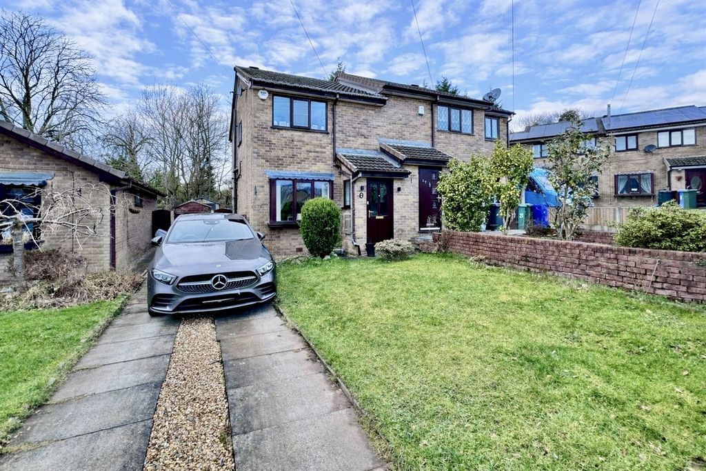 Property photo 1 of 16 (Main)