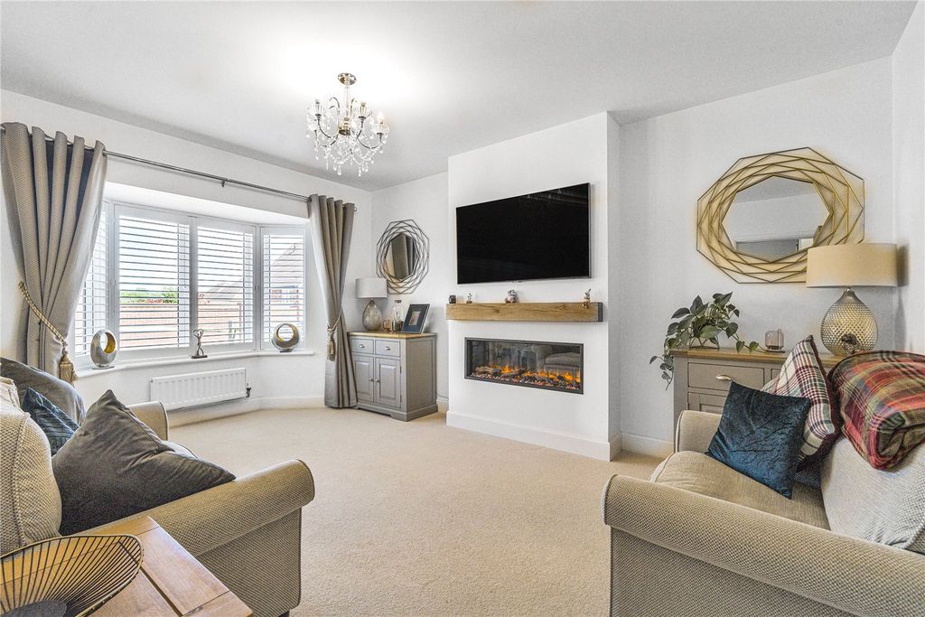 Property photo 3 of 15 Picture No. 05